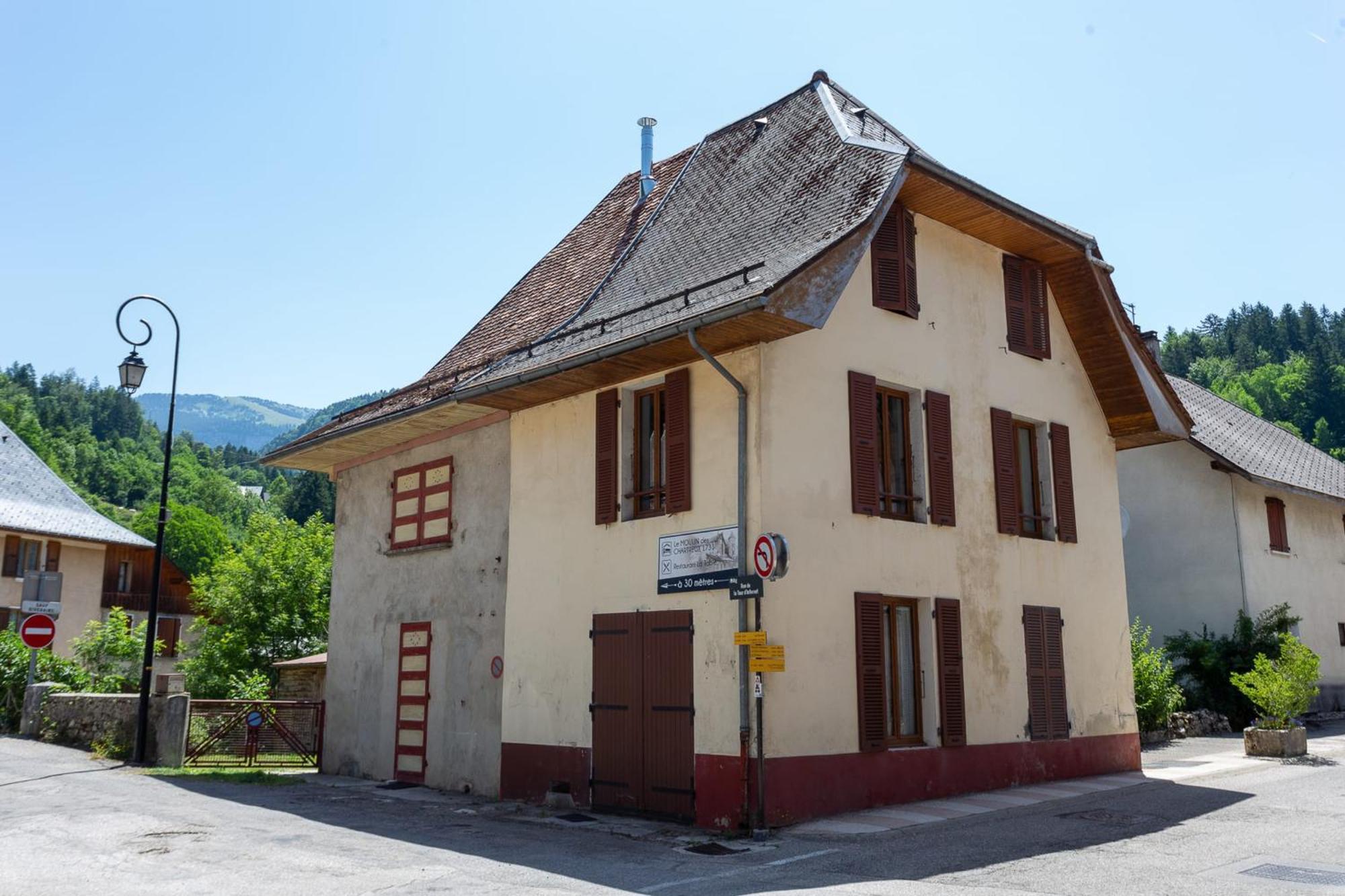 Saint-Pierre-dʼEntremont Maison De Village A St Pierre D'Entremont מראה חיצוני תמונה